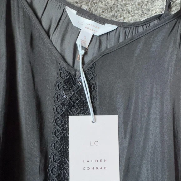 LC Lauren Conrad Black Lace Detail Camisole - Picture 3 of 4